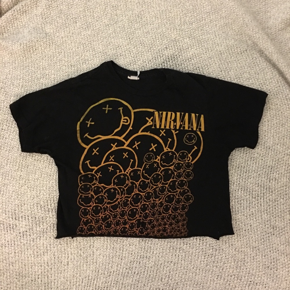 VINTAGE NIRVANA CROP TOP
